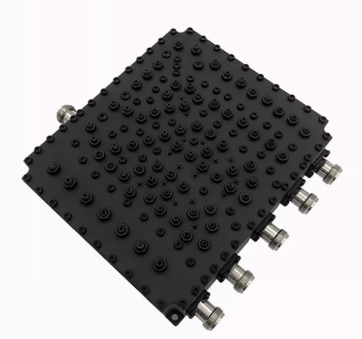  城关双频三频四频五频腔体合路器4G+5G